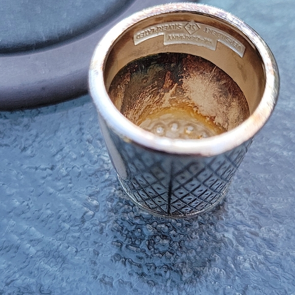 Vintage Thimble with a Baby - Picture 2 of 5